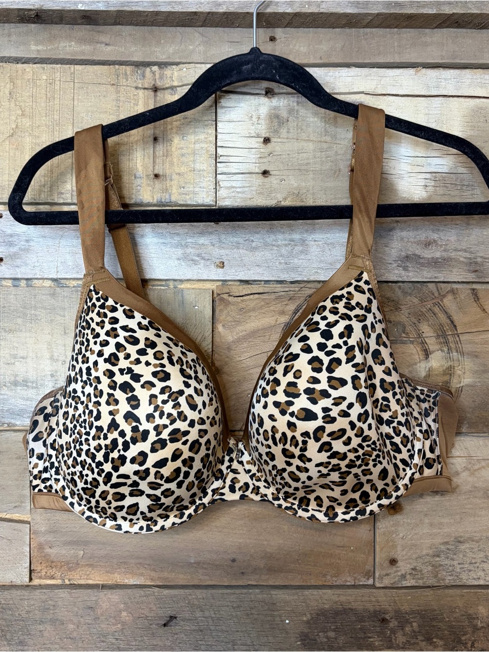 Cacique Leopard Print T-Shirt Bra 40DD